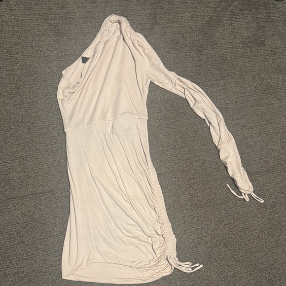 Michael Costello X Revolve Elegant One-Shoulder Cream Dress - Picture 5 of 6